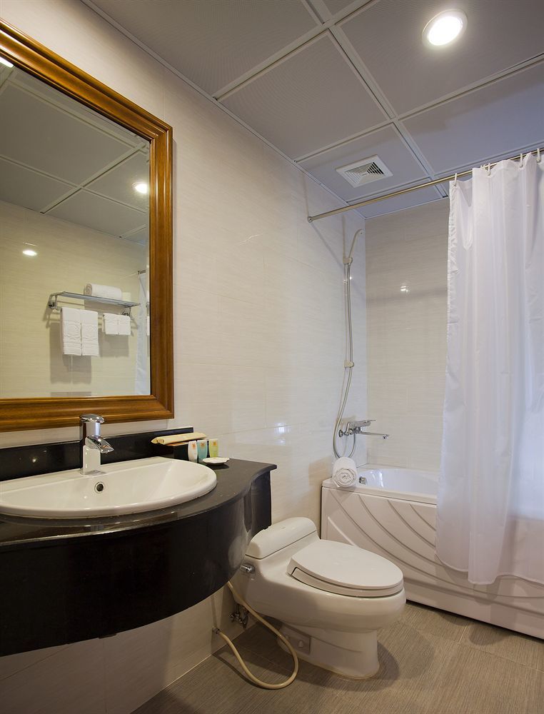 האנוי A25 Hotel - 19 Phan Dinh Phung מראה חיצוני תמונה